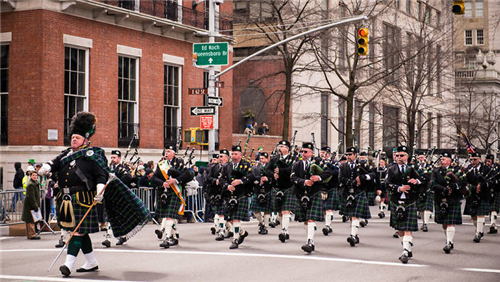 玩转美国绿帽子狂欢节St.Patrick's Day 爱尔兰的咖啡加美酒