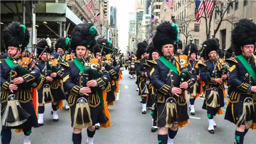 玩转美国绿帽子狂欢节St.Patrick's Day 爱尔兰的咖啡加美酒
