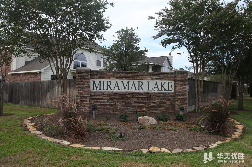休斯顿全新湖景别墅—Preserve at Miramar Lake