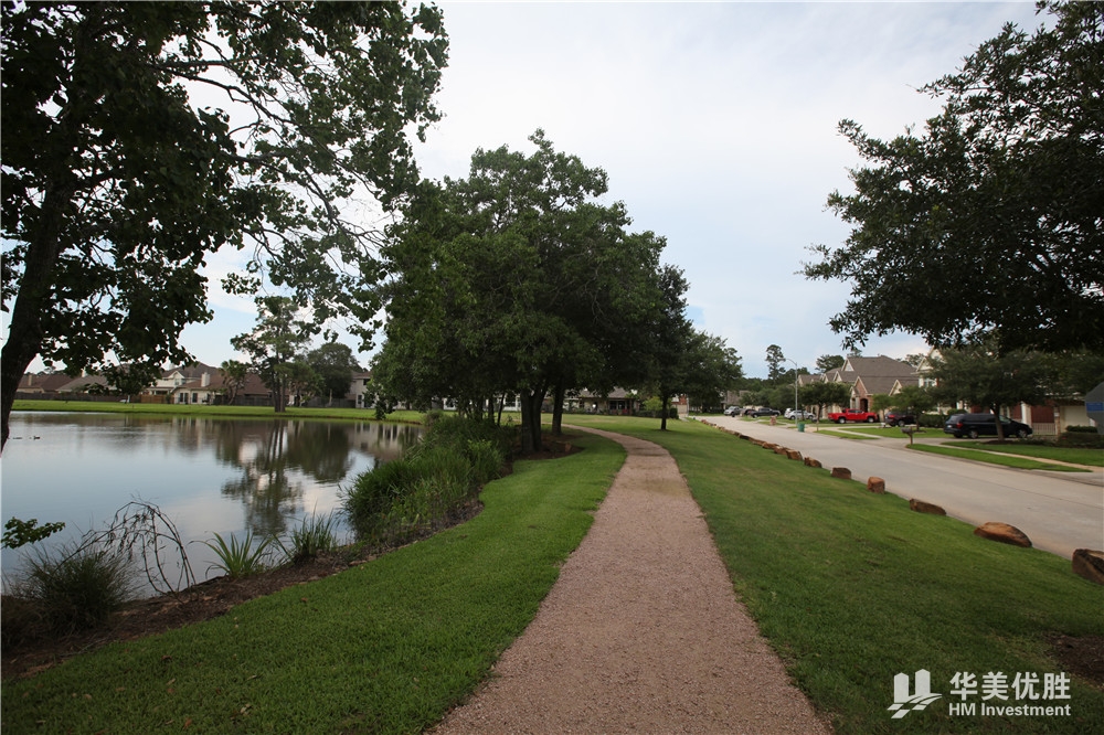 休斯顿全新湖景别墅—Preserve at Miramar Lake