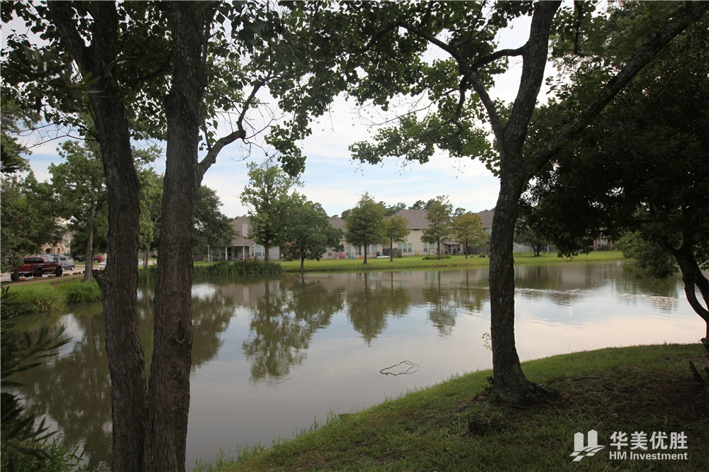 休斯顿全新湖景别墅—Preserve at Miramar Lake