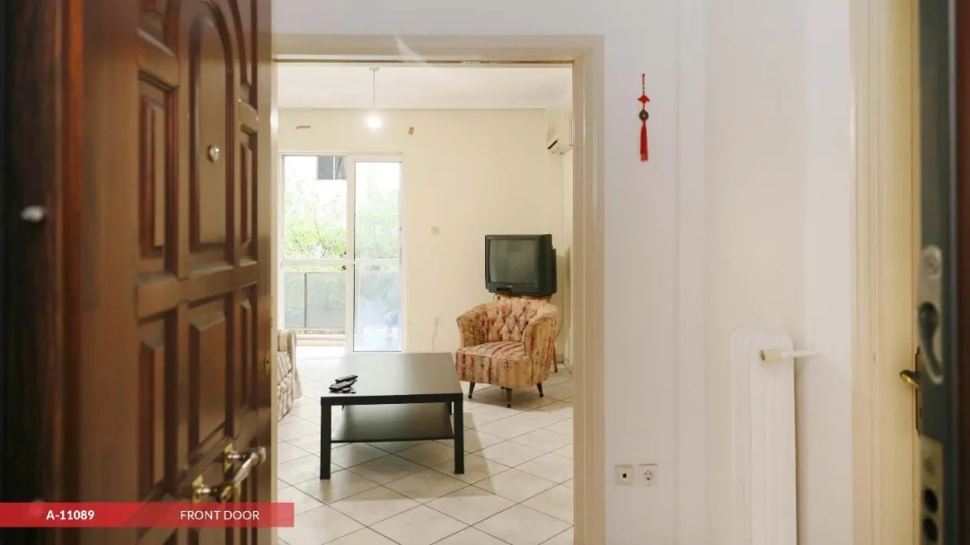 POSEIDON APARTMENT：投资位置绝佳房源，波塞冬大道一线海景房！25万欧送装修